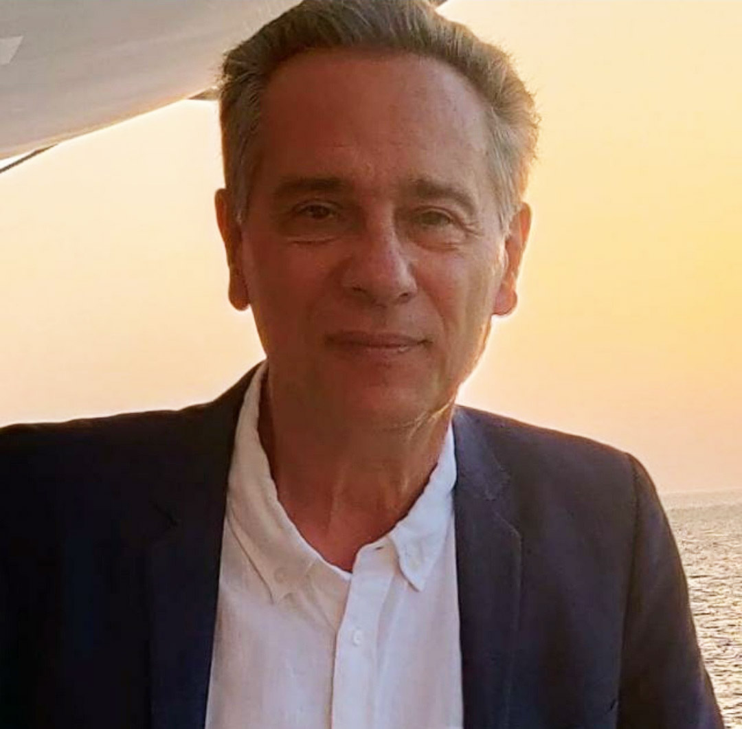 Dr. Leandro Loiacono Dr. Leandro Loiacono